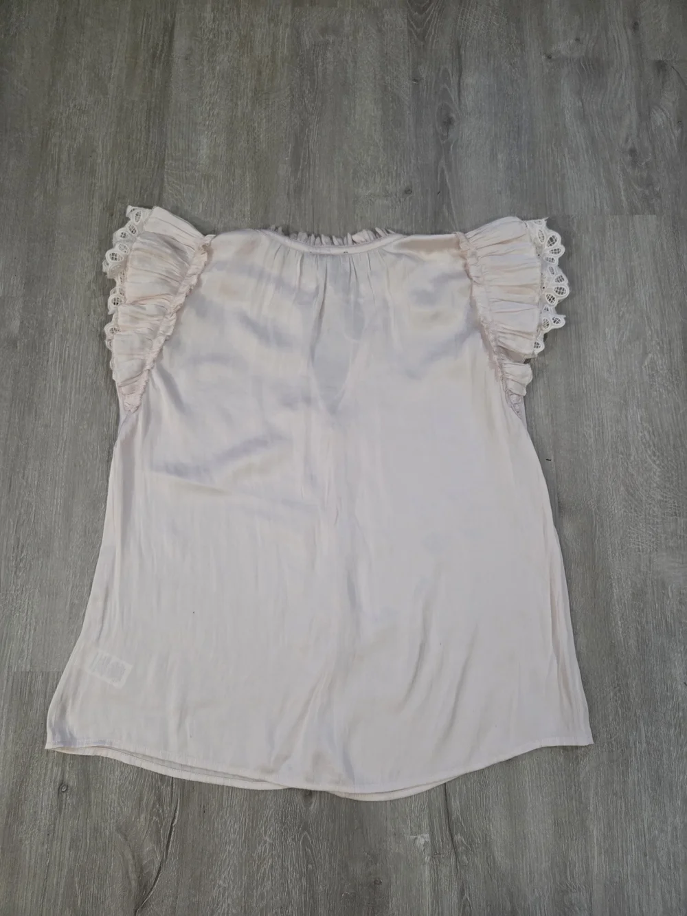 Current Air Satin Flutter Scallop Sleeve Blouse
